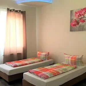 hostel-berkut-nuremberg.nuremberg-hotels.org/